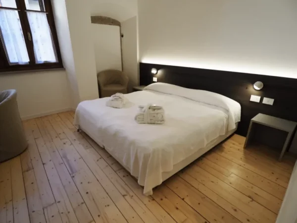 Camera della SPA Suite con letto matrimoniale, Hotel Accademia Trento